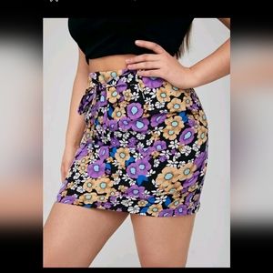 Plus size purple floral tie front skirt